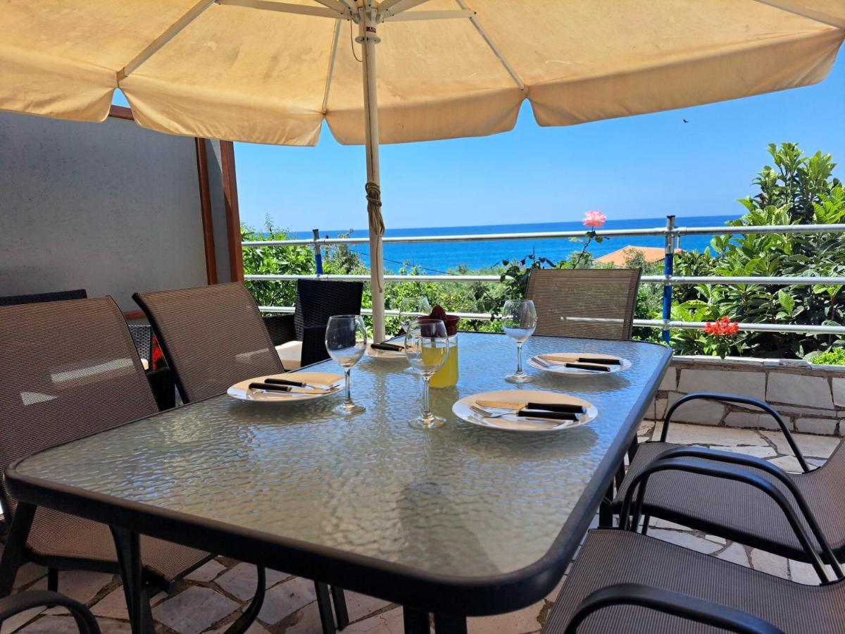 Olive Tree Villa 리지아 외부 사진